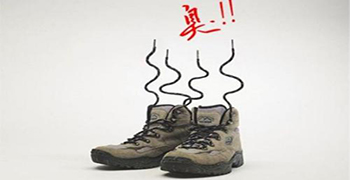 防霉劑廠家告訴你鞋子異味的產生途徑!